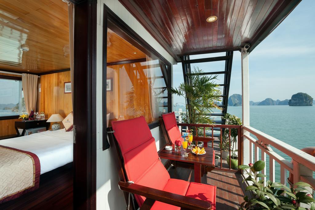 Hotel Garden Bay Luxury Cruise Hạ Long Exterior foto