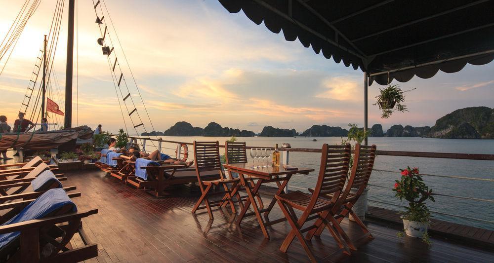 Hotel Garden Bay Luxury Cruise Hạ Long Exterior foto