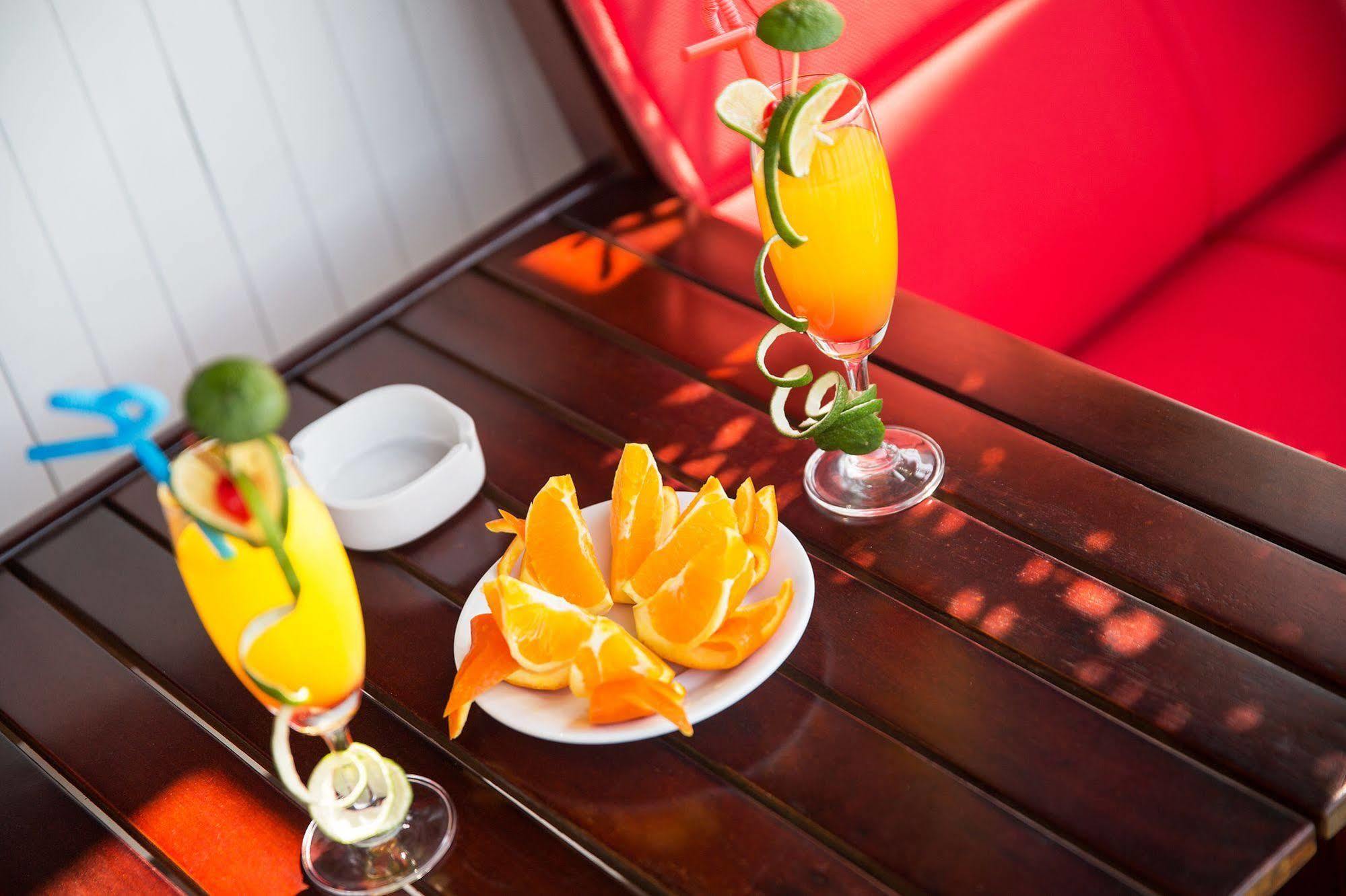 Hotel Garden Bay Luxury Cruise Hạ Long Exterior foto
