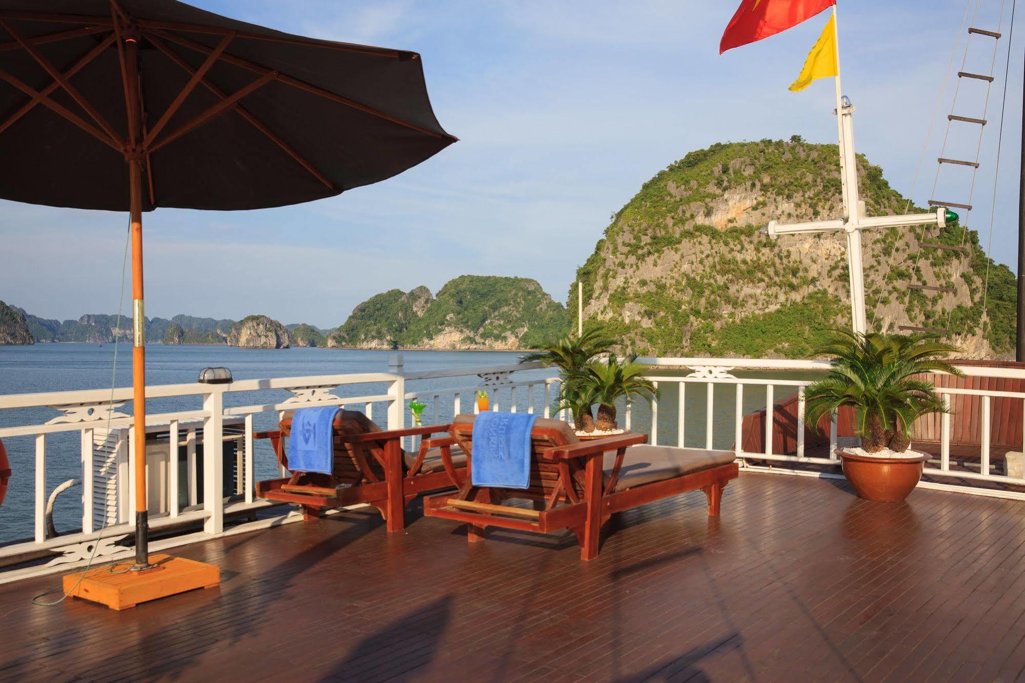 Hotel Garden Bay Luxury Cruise Hạ Long Exterior foto